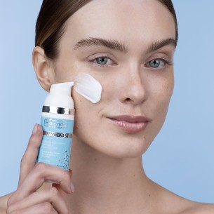 SUPREMELAB Hydra Glow Oil-free GLOW effect hydrating hydro-cream with niacinamide 50 ml SUPREMELAB Hydra Glow Oil-free GLOW effect hydrating hydro-cream with niacinamide 50 ml