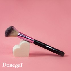 DONEGAL blush brush